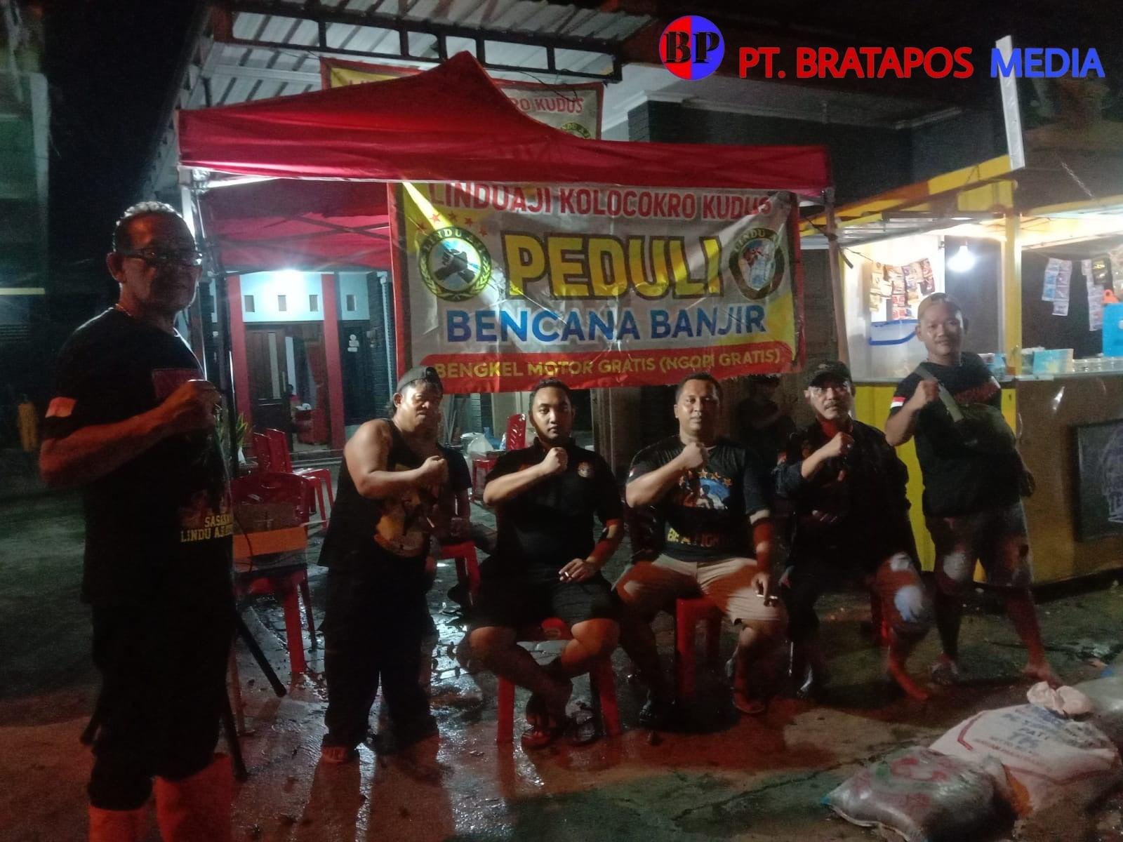 DPC Lindu Aji Kudus Sediakan Unit Armada untuk Korban Banjir di Jalan Kudus-Purwodadi