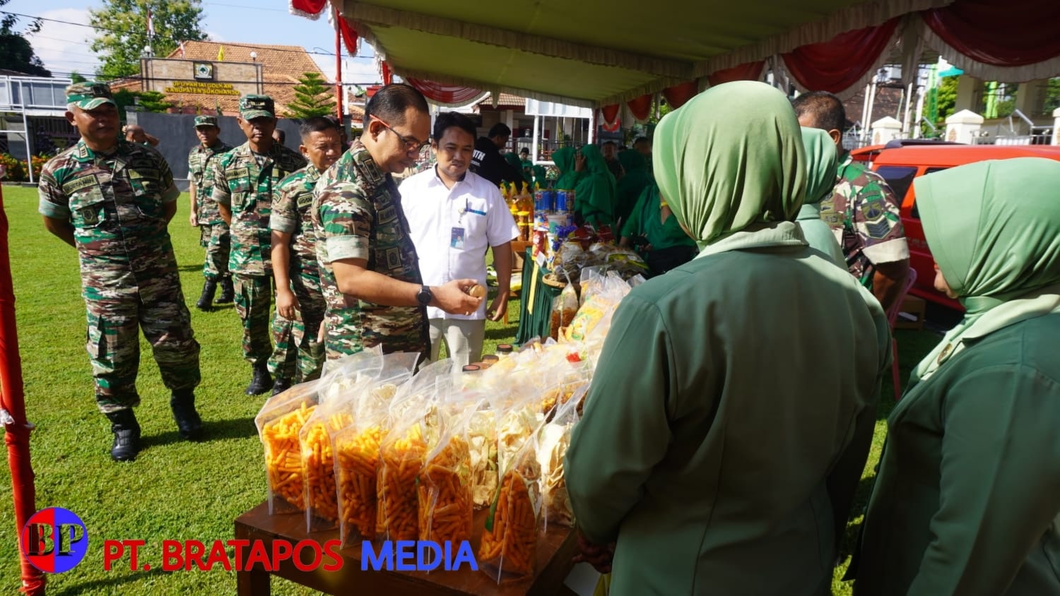 Kodim 0726/Sukoharjo Gelar Bazar TNI Sambut Hari Raya Idul Fitri 1445 H