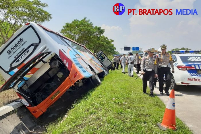 Kecelakaan Maut Bus Rosalia Indah di Tol Batang-Semarang, Diduga Sopir Mengantuk