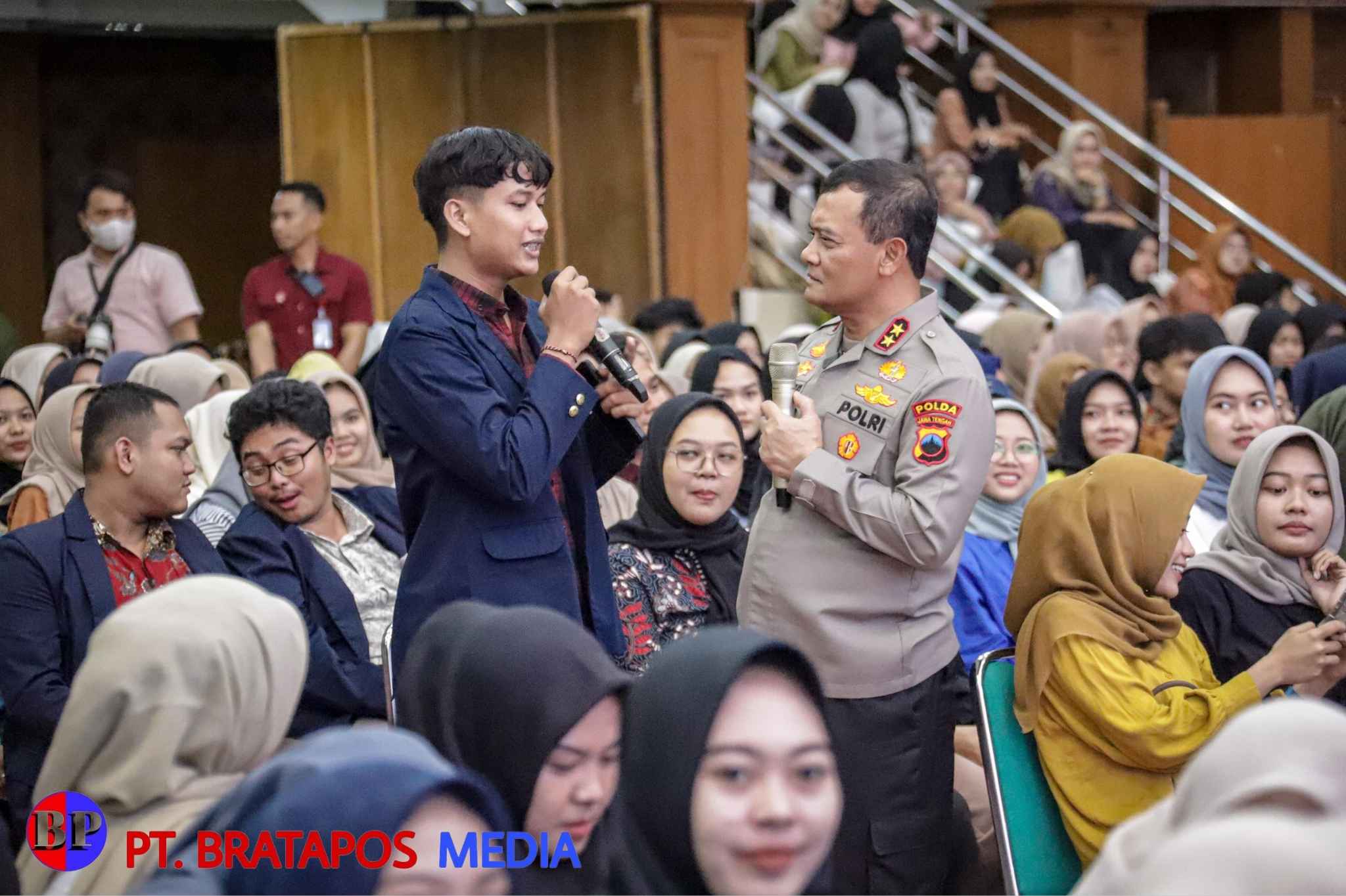 Peduli Generasi Milenial, Irjen Pol Ahmad Luthfi Berikan Kuliah Umum di Kampus UPGRIS