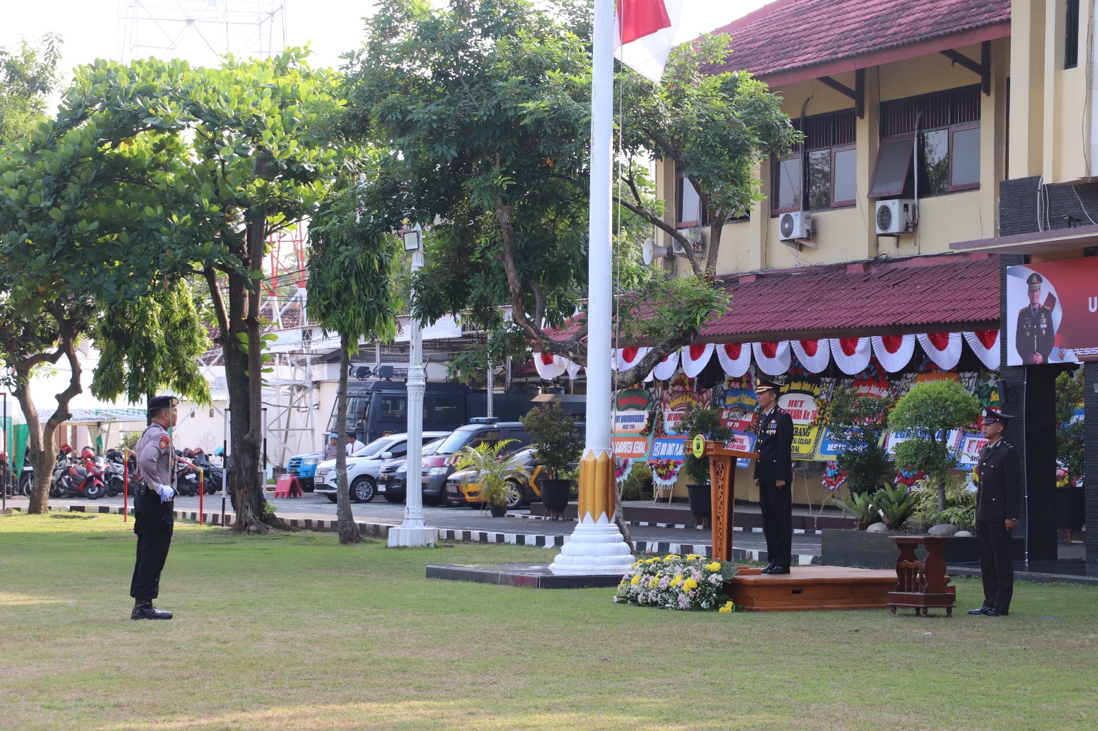 Polres Kendal gelar Upacara HUT Bhayangkara Ke-78 Tahun 2024 di Halaman Mapolres Kendal