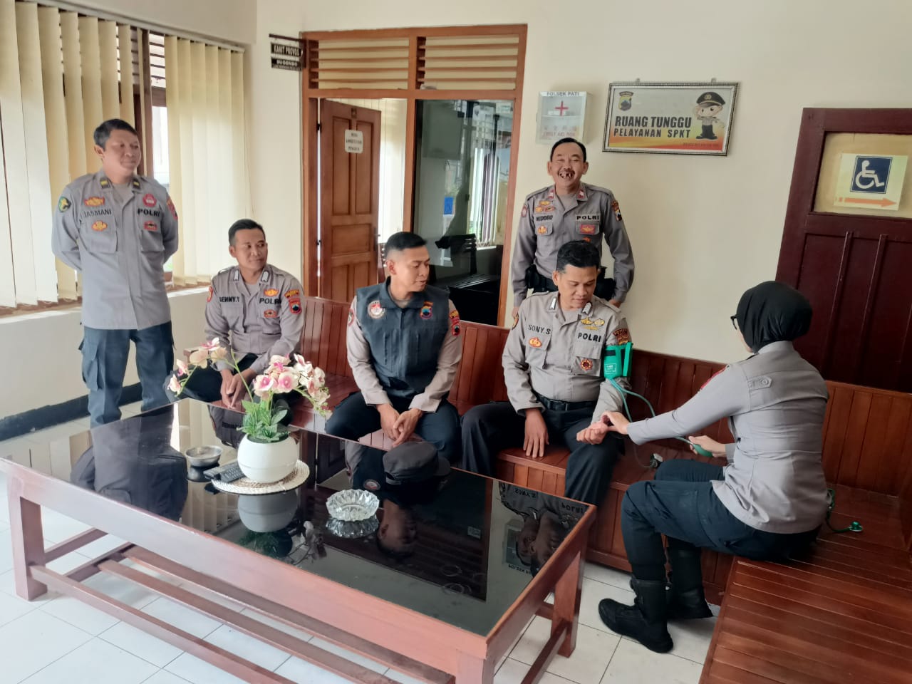 Peduli Personel Yangi Sakit, Sie Dokkes Polresta Pati Monitoring Progres Kesehatan.
