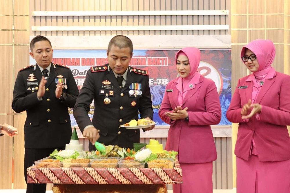 Polres Grobogan Gelar Tasyakuran Hari Bhayangkara Secara Sederhana