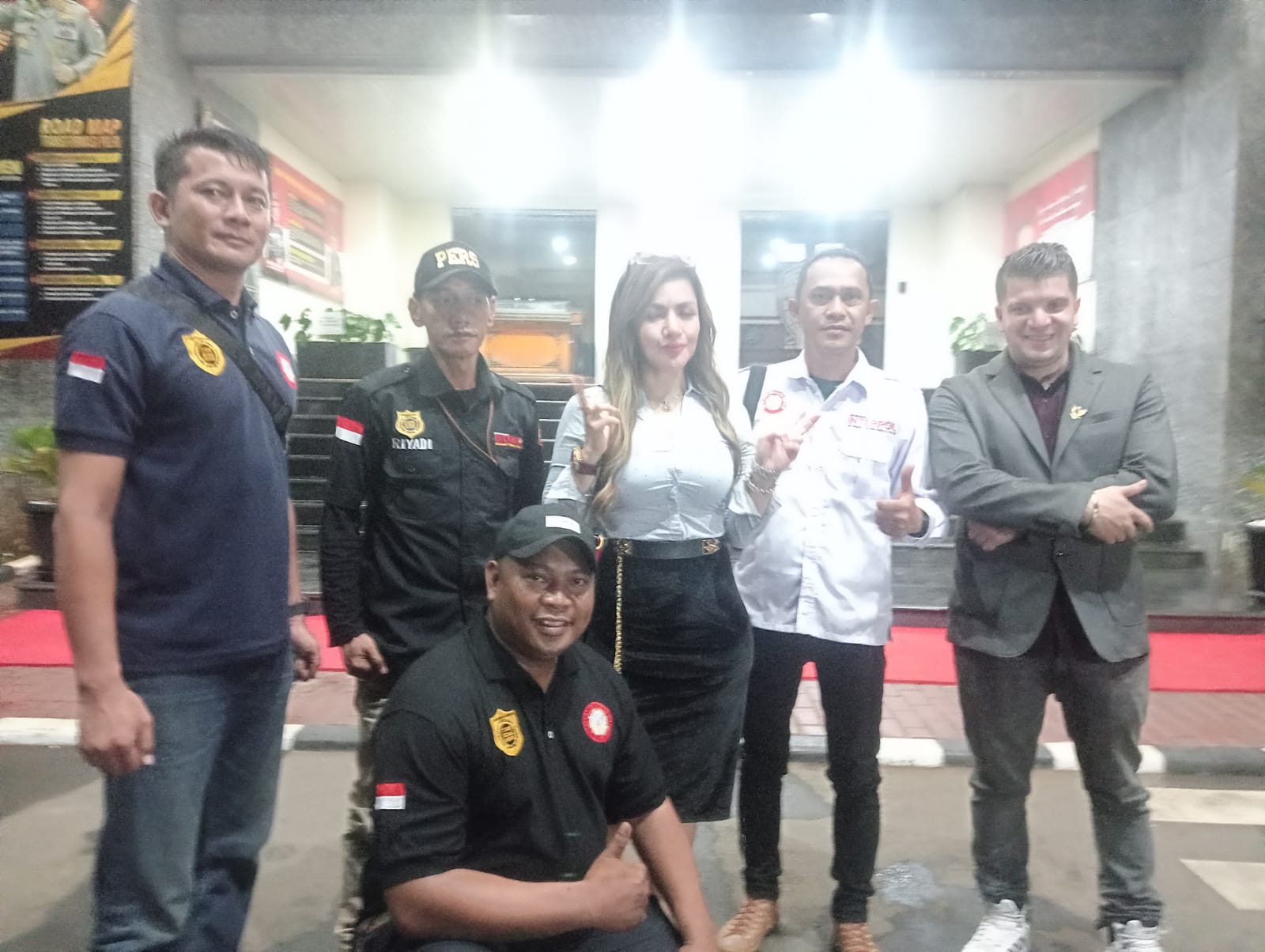 Berby Kumala Sari Melaporkan Suaminya Bagus Saputra Ke Polda Metro Jaya Di Duga Mencuri Perhiasan Miliknya