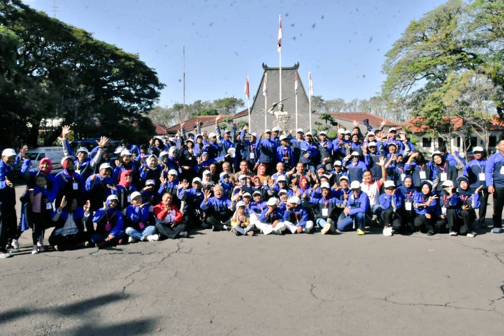 Bupati Grobogan Lepas kontingen Komite Olahraga Masyarakat Indonesia (KORMI) Grobogan