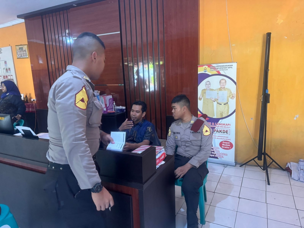 Taruna Akpol Gelar Sambang Kamtibnas di Balai Desa Depok, Grobogan