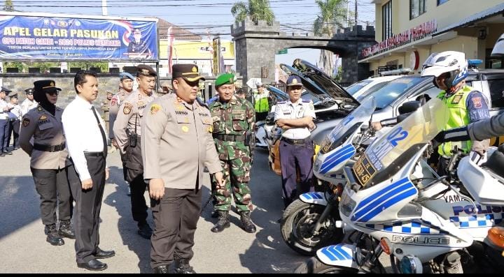 Apel Gelar Pasukan Ops Patuh Candi 2024 Dipimpin Langsung Kapolres Rembang AKBP Suryadi