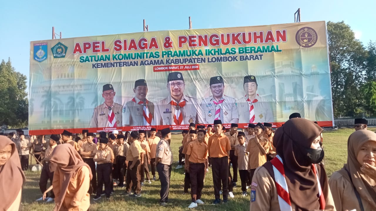 Apel Siaga Dan Pengukuhan Satuan Komunitas Pramuka Ikhlas Beramal  Kemenag Lombok Barat