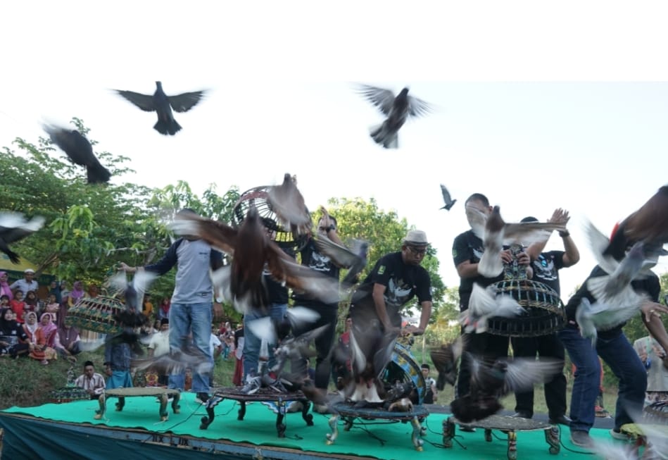 Sebagai Salah Satu Wahana Pelestarian Tradisi Leluhur, Bupati Sumenep Gelar Festival Dara Oddag