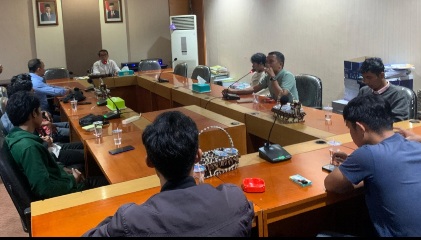 Aliansi Rakyat Menggugat (ARM) NTB Menggelar Audiensi di Kantor DPRD Provinsi NTB