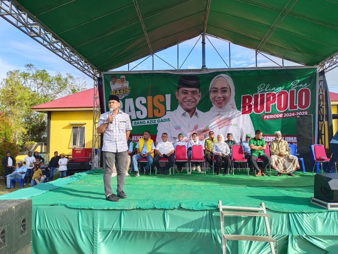 Pasangan Calon Bupati Buru dengan Akronim Basis deklarasikan diri di hadapan ribuan pendukung