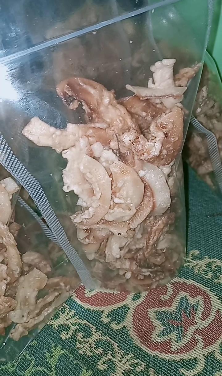 Produk Coconut Chip Sticks Hasil Pembinaan KPM STITA Posko I Desa Jadung untuk PKK Desa Jadung.
