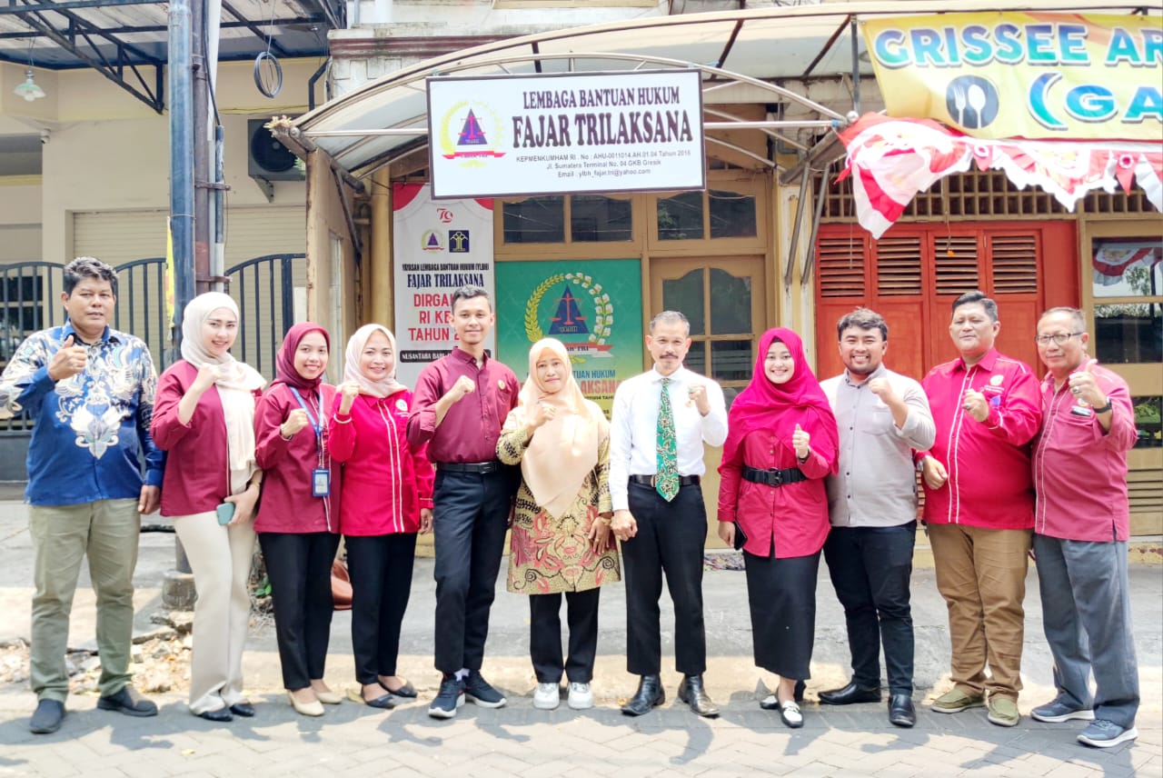 Fakultas Hukum Universitas Gresik, Kerjasama Dengan YLBH Fajar Trilaksana