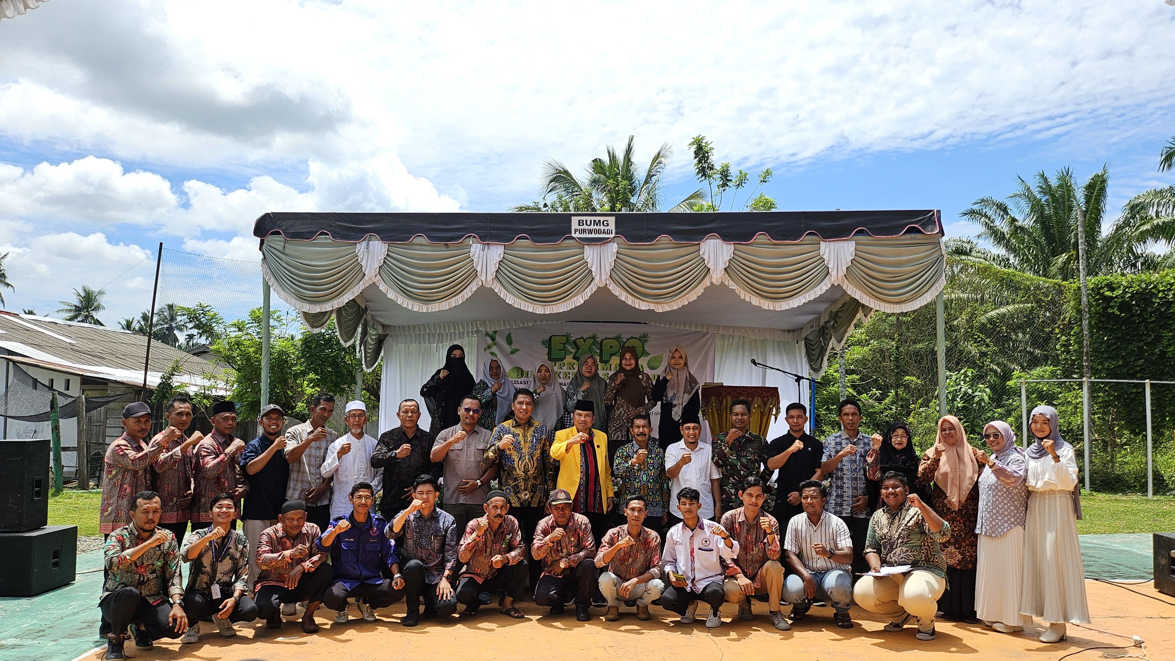 Mahasiswa UTU Sukses Gelar Expo Kreatif Berbasis Lingkungan, Pemkab Nagan Raya Berikan Apresiasi