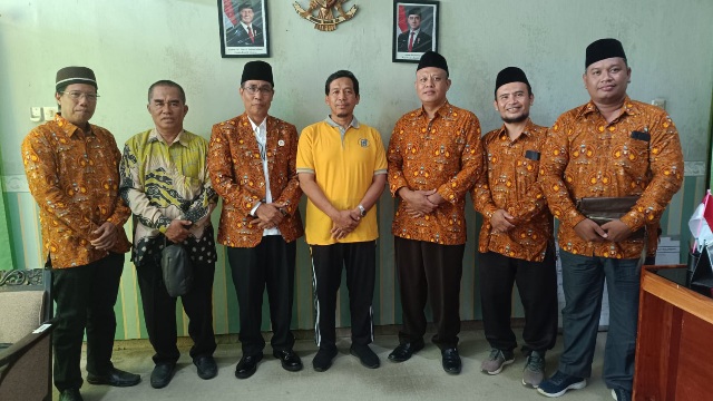 Tak Kunjung Dibayarkan TPG dan THR Guru Agama, AGPAII NTB Datangi Dikbud Provinsi NTB