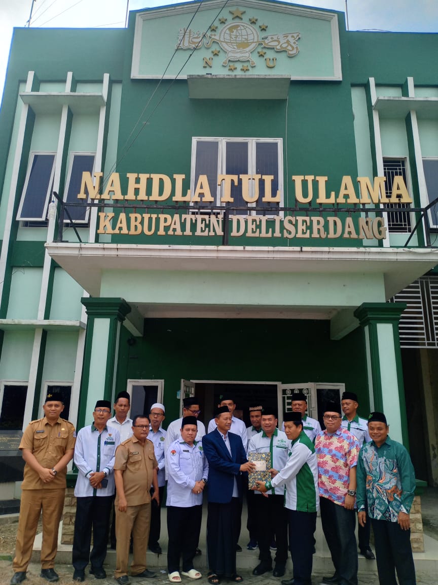 Jelang 102 Tahun NU. MWC NU Pancur Terima Bantuan Rp50 Juta dari dr. Asri Luddin Tambunan