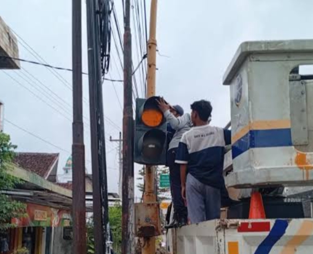 700 Aduan PJU Membanjir! Dishub Sidoarjo Kerja Nonstop Siang-Malam