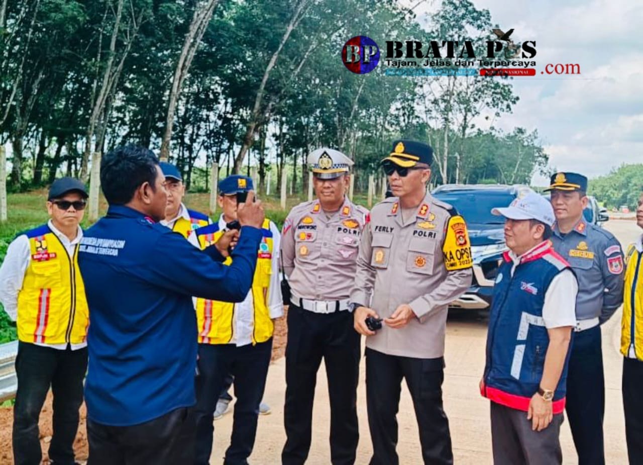 Mudahkan Pemudik, Satlantas Polres Banyuasin Pandu Dengan Barcode Jalan Alternatif