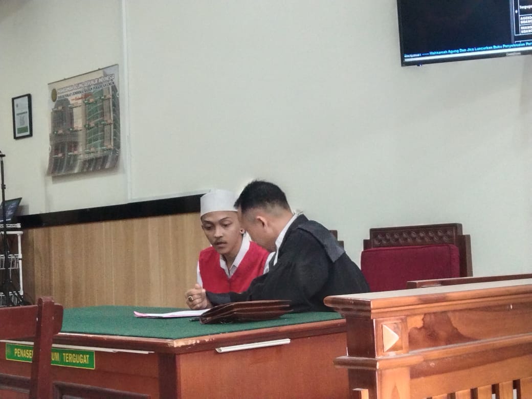 Miliki Barang Gelap, Jaksa Tuntut 8 Tahun, Pengacara Dari Posbakum Ajukan Pledoi