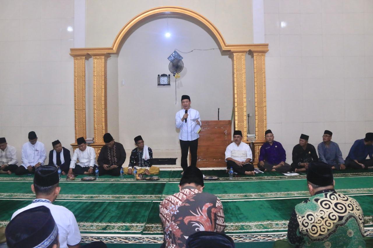 Safari Ramadhan di Banyumas, Pj. Bupati Pringsewu Marindo Paparkan Berbagai Capaian Pembanguan