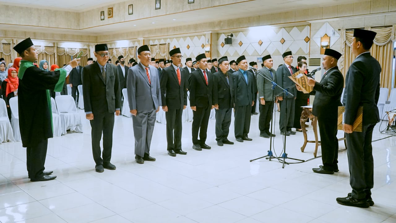 Pemkab Gresik Sanggup Mengembalikan Pejabatnya Yang Terlanjur Dimutasi