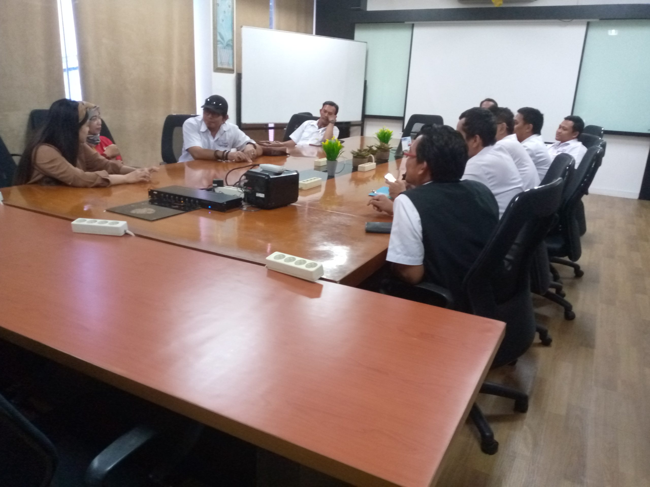 SMSI Kab Tangerang Audensi Ke PT Sumber Alfaria Trijaya, Jalin Sinergitas