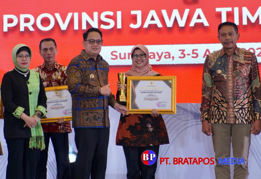 Komitmen Kinerja Baik Bidang perencanaan dan pelaksanaan pembangunan, Kabupaten Blitar Raih Peringkat III PPD Award