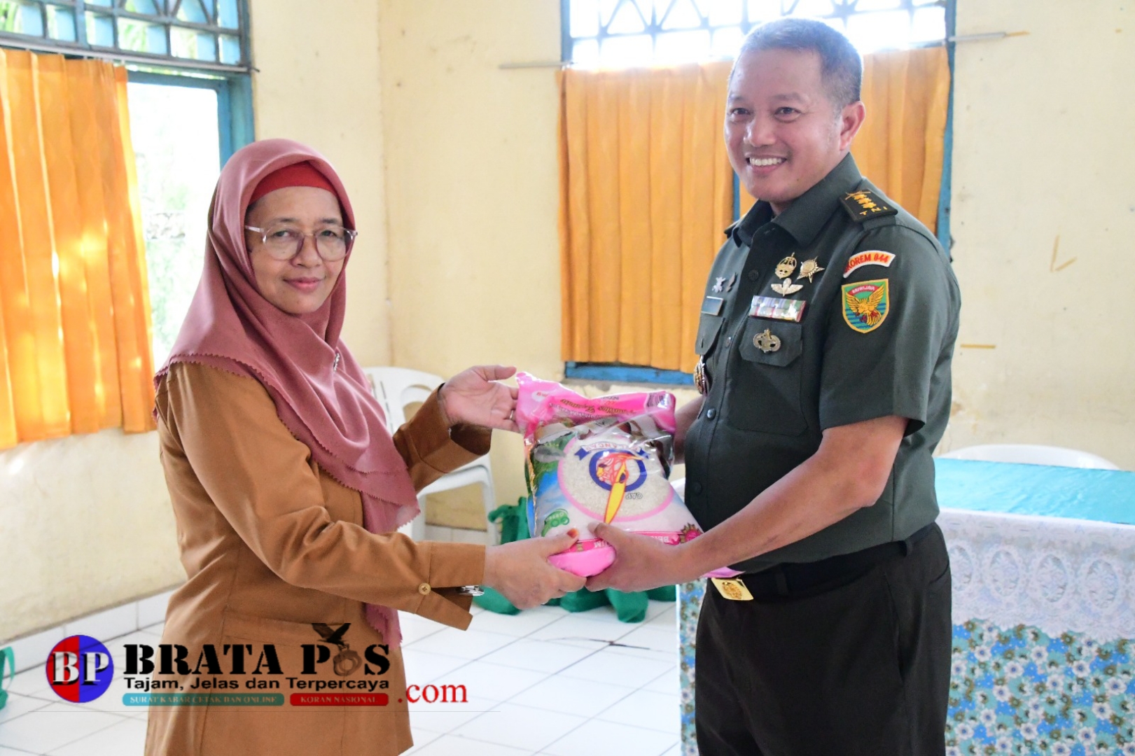 Merengkuh Berkah Ramadhan Dengan Berbagi Kebahagian