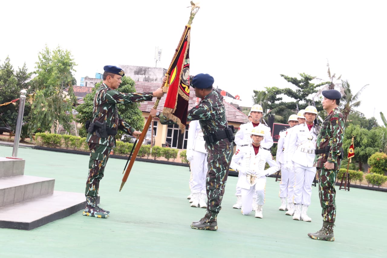 Upacara Serah Terima Dhuaja Satuan Brimob Polda Sumsel Dipimpin Langsung Kapolda Sumsel