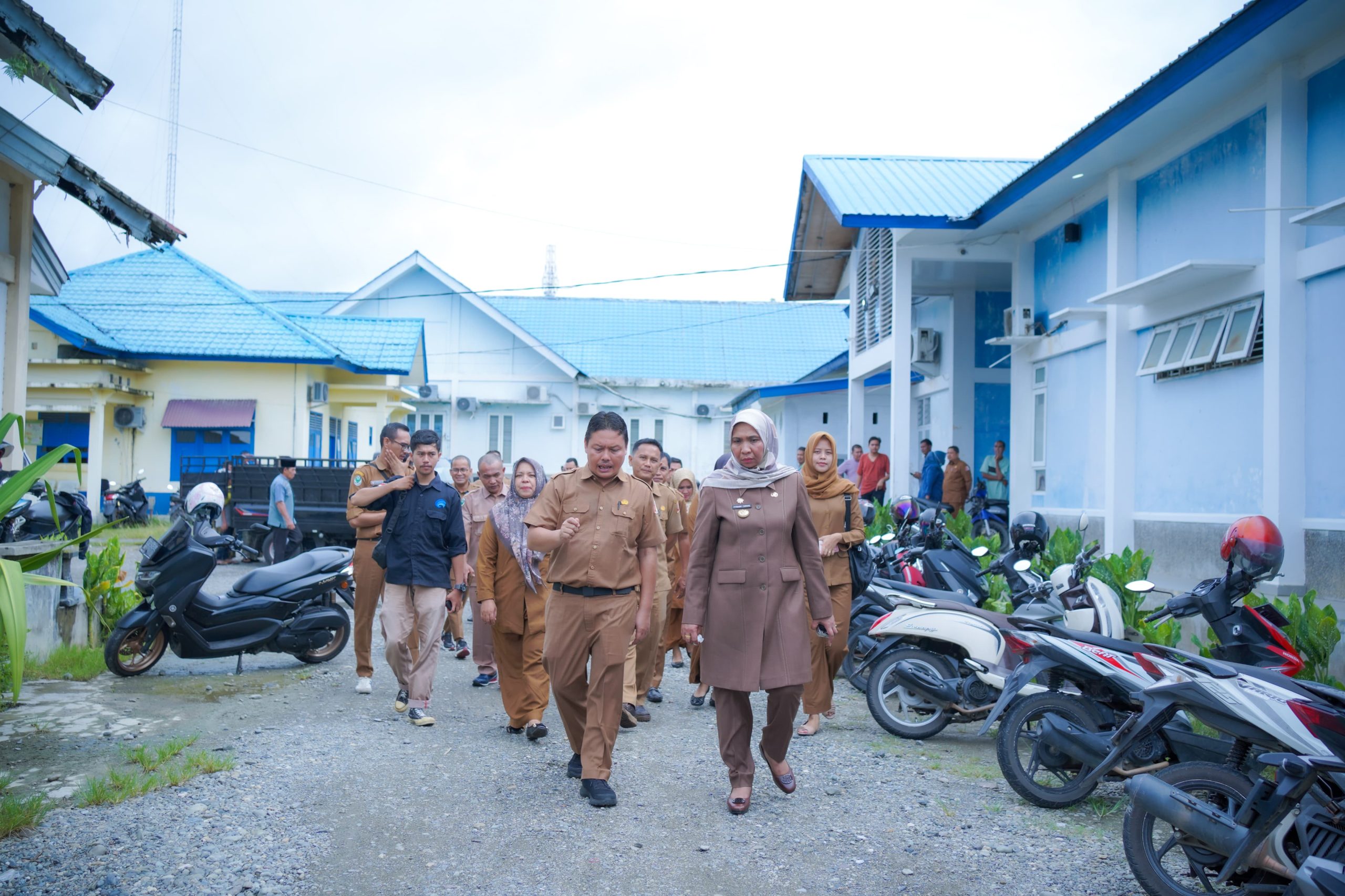 Hari Pertama Aktif Bekerja Pasca IdulFitri, Pj Bupati Nagan Raya Sidak Sejumlah Instansi - Tribun Nanggroe