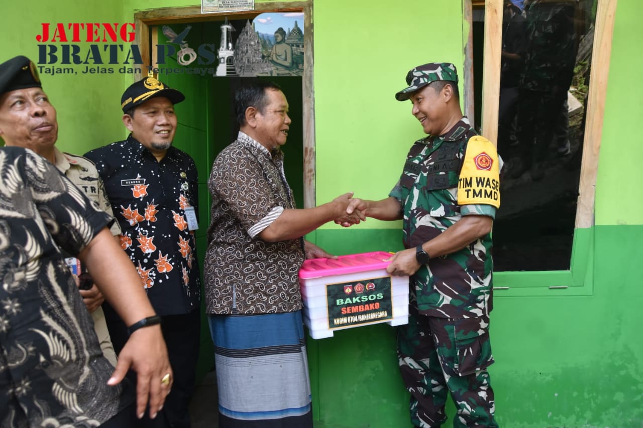 Gotong Royong TMMD di Sijenggung Tingkatkan Kesejahteraan Warga