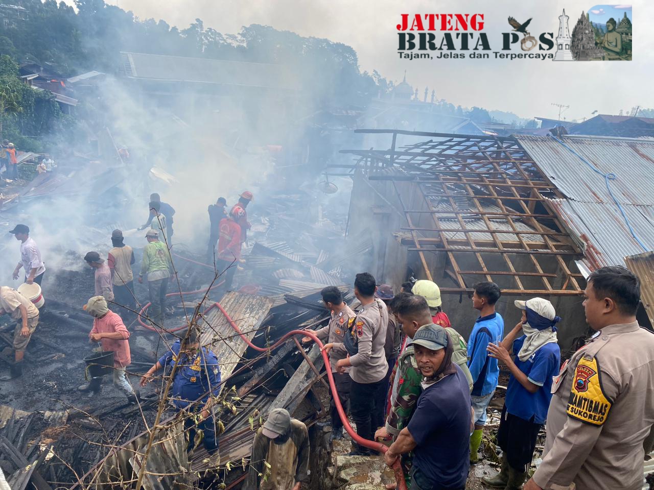 Di Jago Merah Meratakan 6 Rumah Di Lereng Gunung Prahu Kendal