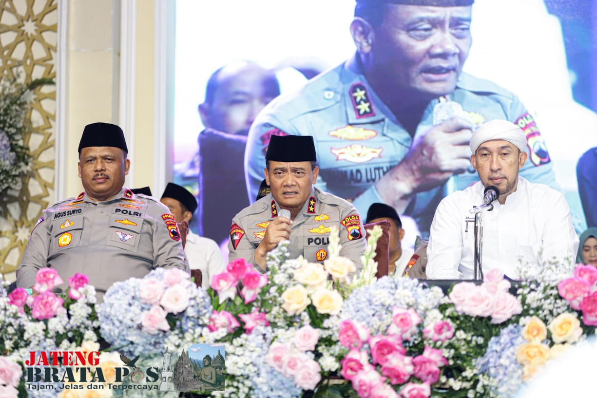 Irjen Pol Ahmad Luthfi Bersama Habib Ali Zainal Abidin Assegaf; Jawa Tengah Bersholawat Untuk Indonesia Maju Dan Damai