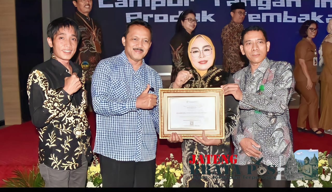 Pemkab Grobogan Menerima Penghargaan Paramesti dari Kemenkes