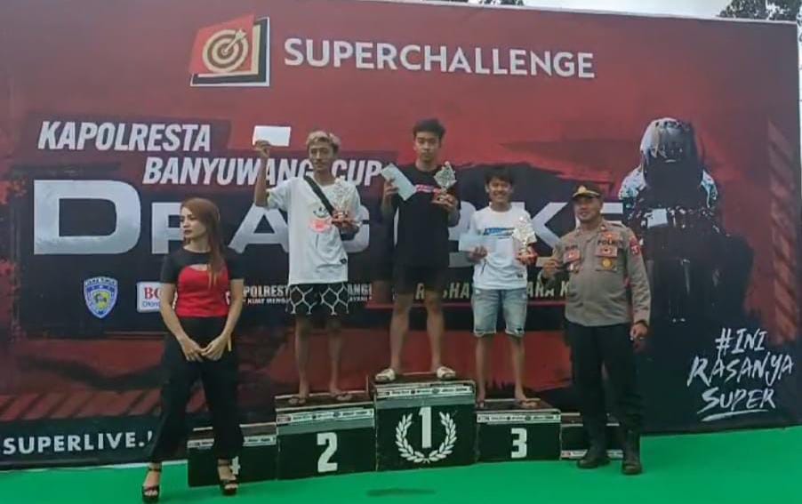 Semarak Hari Bhayangkara ke-78, Polresta Banyuwangi Sukses Menggelar "Drag Bike Kapolresta Cup"