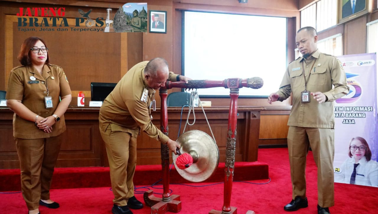 Pj Bupati Pati Henggar Budi Anggoro Hadiri Peluncuran Aplikasi SI-DARJA, Agar Memudahkan Dalam Mengolah Data Barang dan Jasa