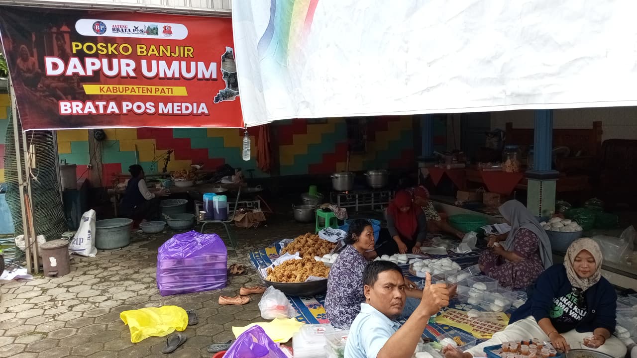 Brata Pos Peduli Kasih Salurkan 1.000 Nasi Kotak untuk Korban Banjir di Pati