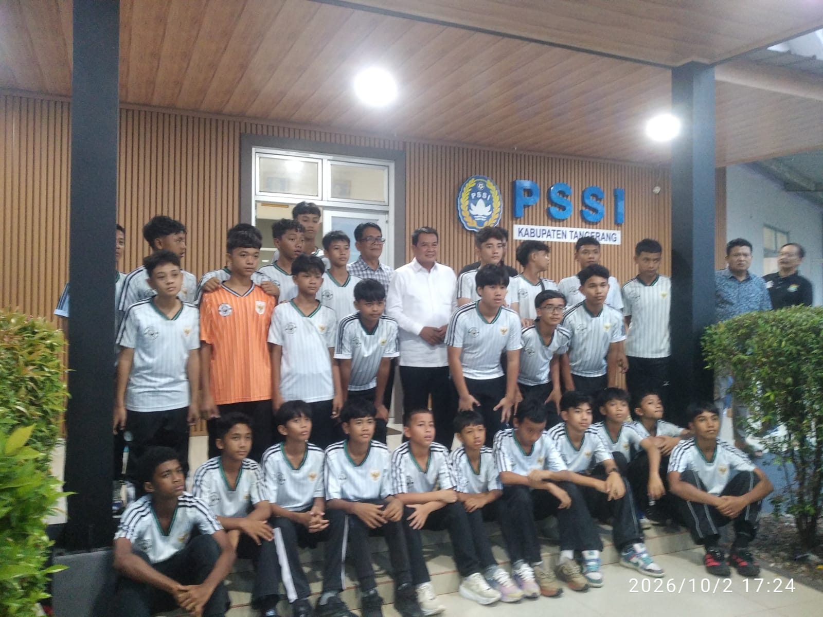 Bupati Tangerang Lepas Tim Soeratin U-13 El Zeds Kelapa Dua Menuju Bandung