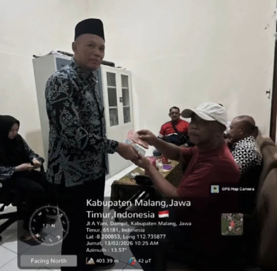 Dana Desa Menipis, Kades Pamotan Suko Hariyono Gandeng Perangkat Urunan Benahi Jalan Longsor Sumberayu