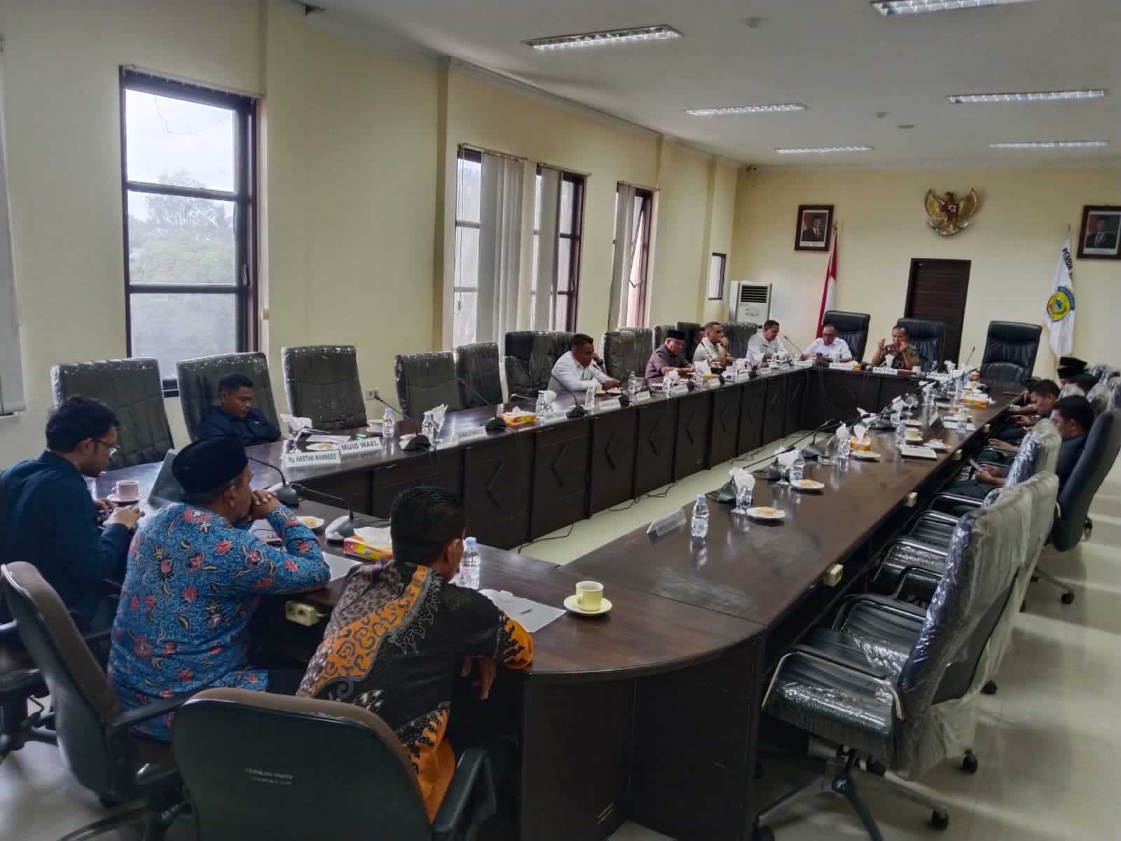 DPRD Buru Rapat Dengan Ombudsman Perwakilan Maluku'Bahas Pelayanan Publik