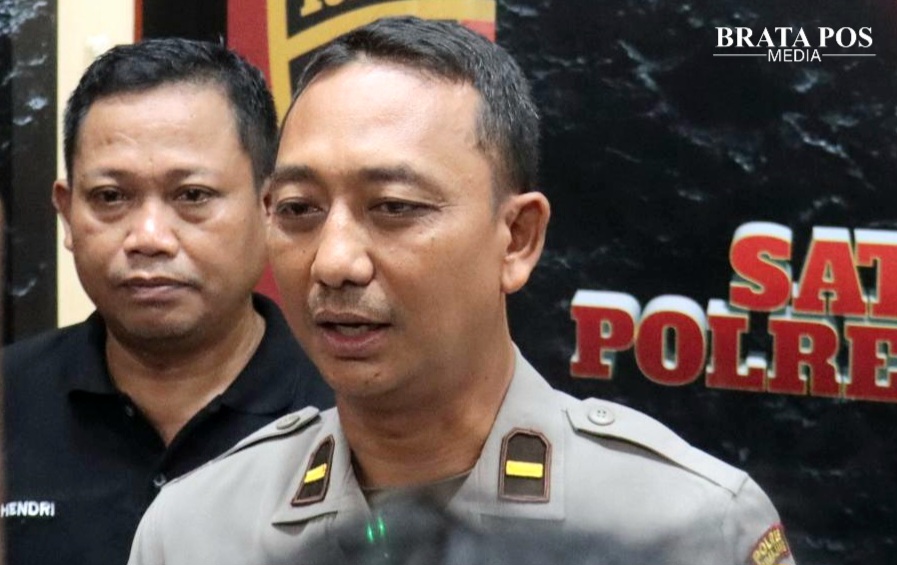 Dua Tersangka Pengedar Pil Logo Y Dibekuk Satresnarkoba Polres Lumajang