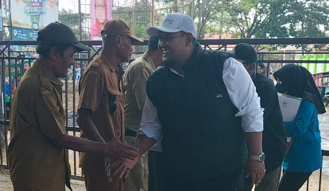H. Royadi Dado Resmi Daftarkan Diri Sebagai Bakal Calon Kepala Desa Mekarjaya