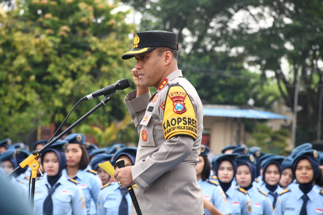 Kapolres Madiun Kota, Imbau Siswa SMA/SMK Jauhi Kenakalan Remaja, Narkoba, dan Bullying, serta Dukung Keselamatan Berlalu Lintas