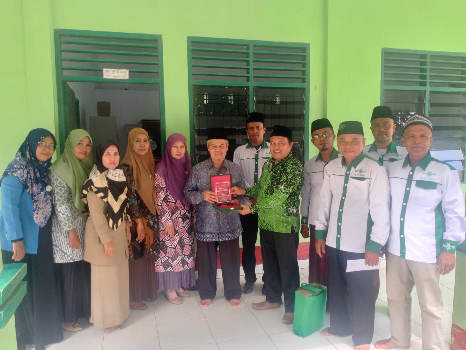 Ketua Yayasan Sidratul Ulya Drs. KH. Anwar Noor Siregar apresiasi PCNU Deli Serdang