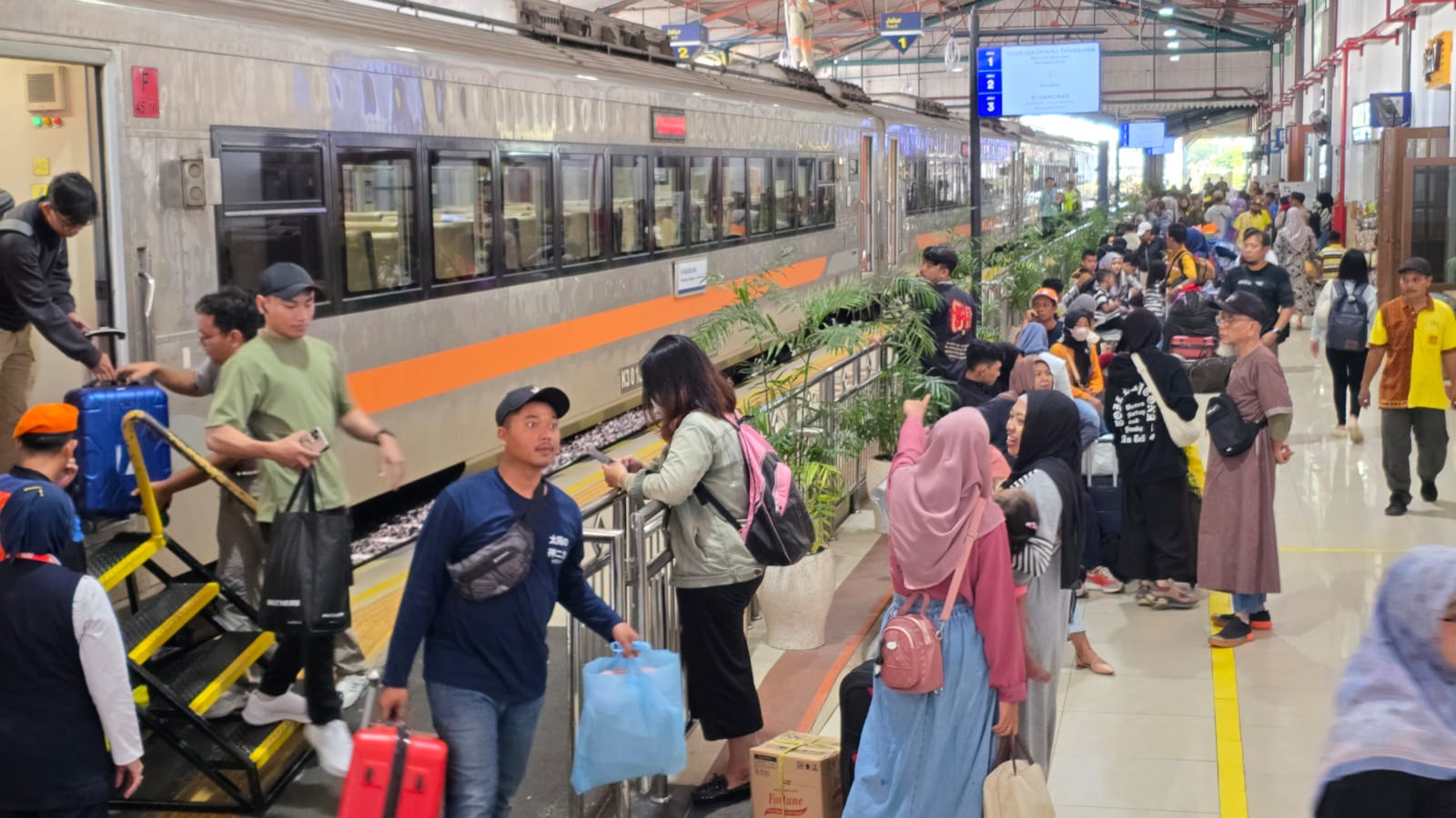 Lonjakan Penumpang 29 Persen di Daop 7 Madiun, Jelang Long Weekend Maulid Nabi Muhammad SAW