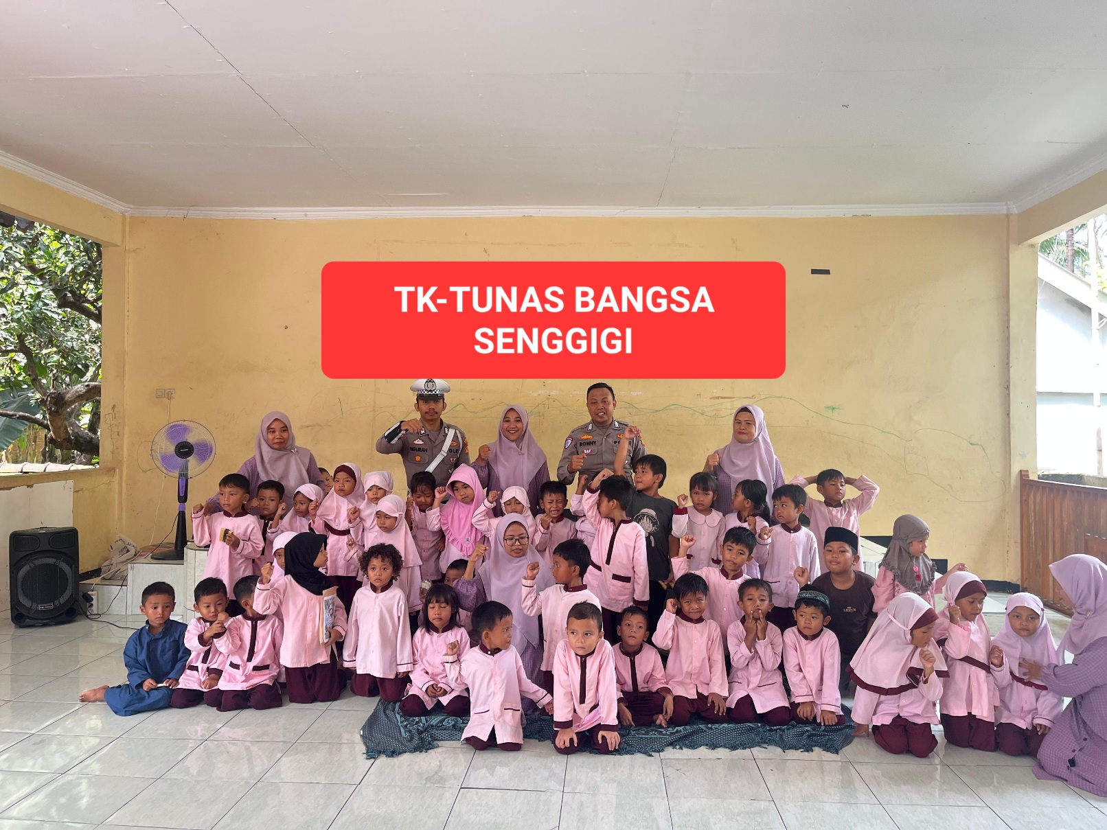 Pengenalan & Edukasi Tentang Polisi Sahabat Anak (PSA) Oleh Polres Lobar di TK.Tunas Bangsa Senggigi