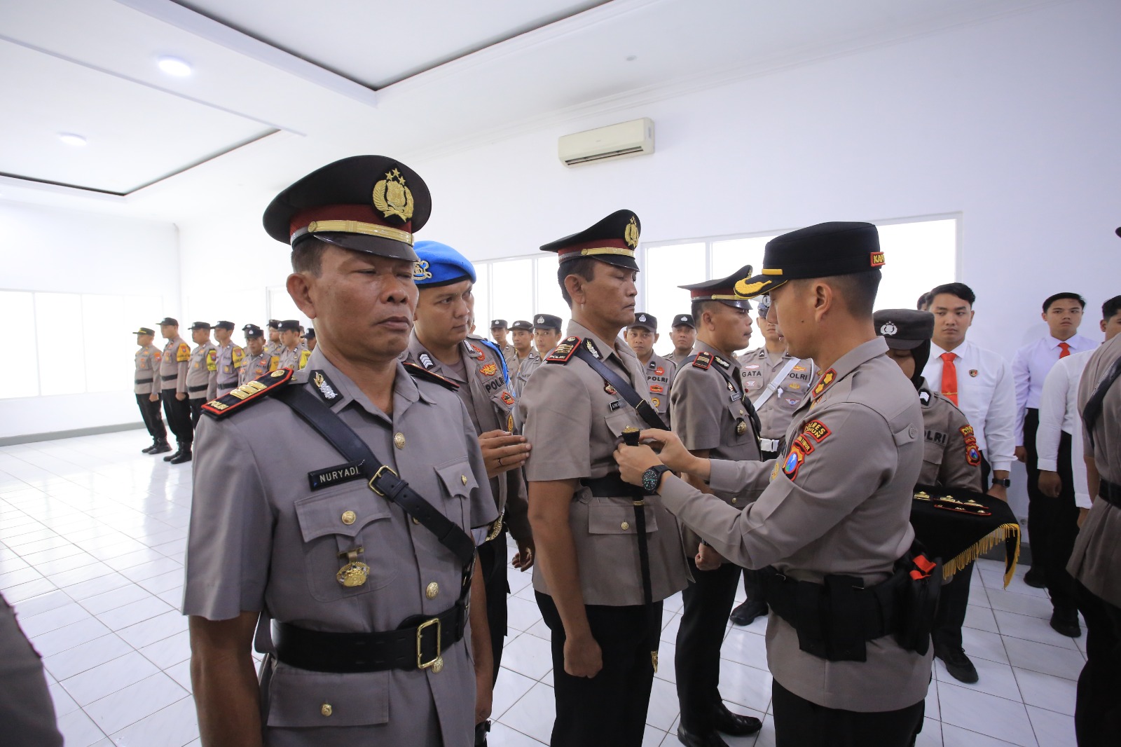 Polres Madiun Kukuhkan Kabag Ops, Serta Gelar Sertijab Sejumlah Pejabat Utama serta Kapolsek Jajaran