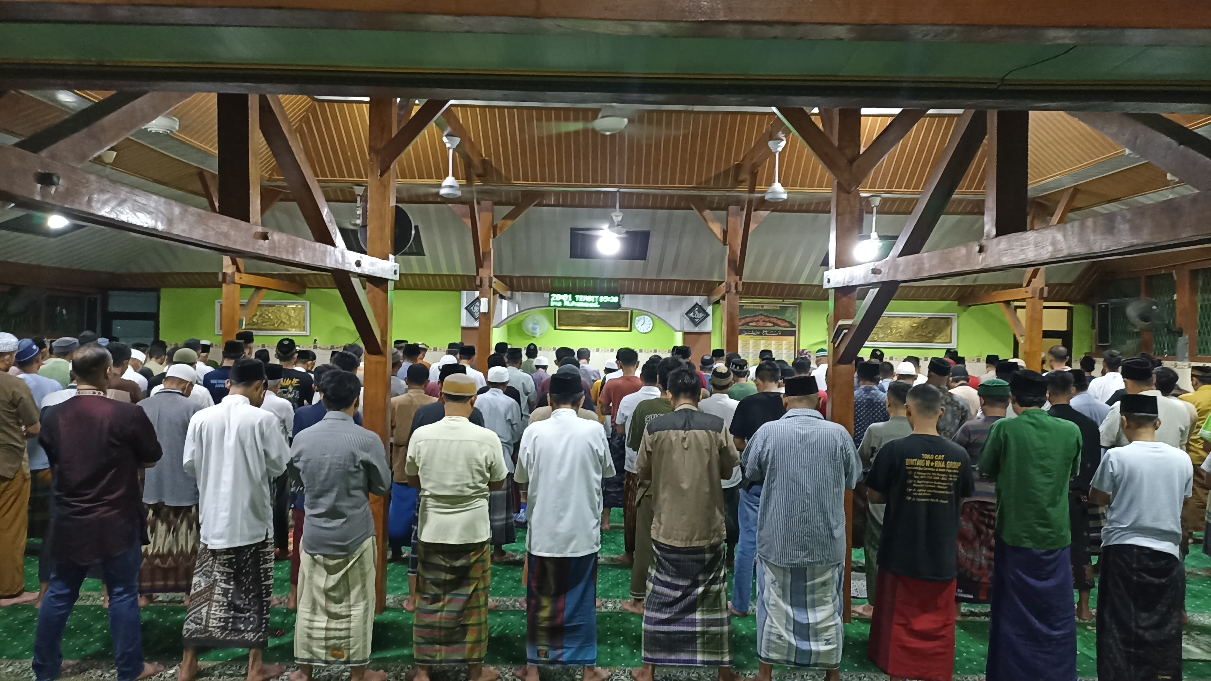 Ramadhan di Lapas Kelas I Madiun, Tarawih dan Tadarus Penuh Kekhidmatan