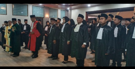 Resmi Diangkat Sumpah Advokat Angkatan Ke-X1X Oleh Pengadilan Tinggi NTB, PERSADIN NTB Tekankan Integritas & Profesionalitas