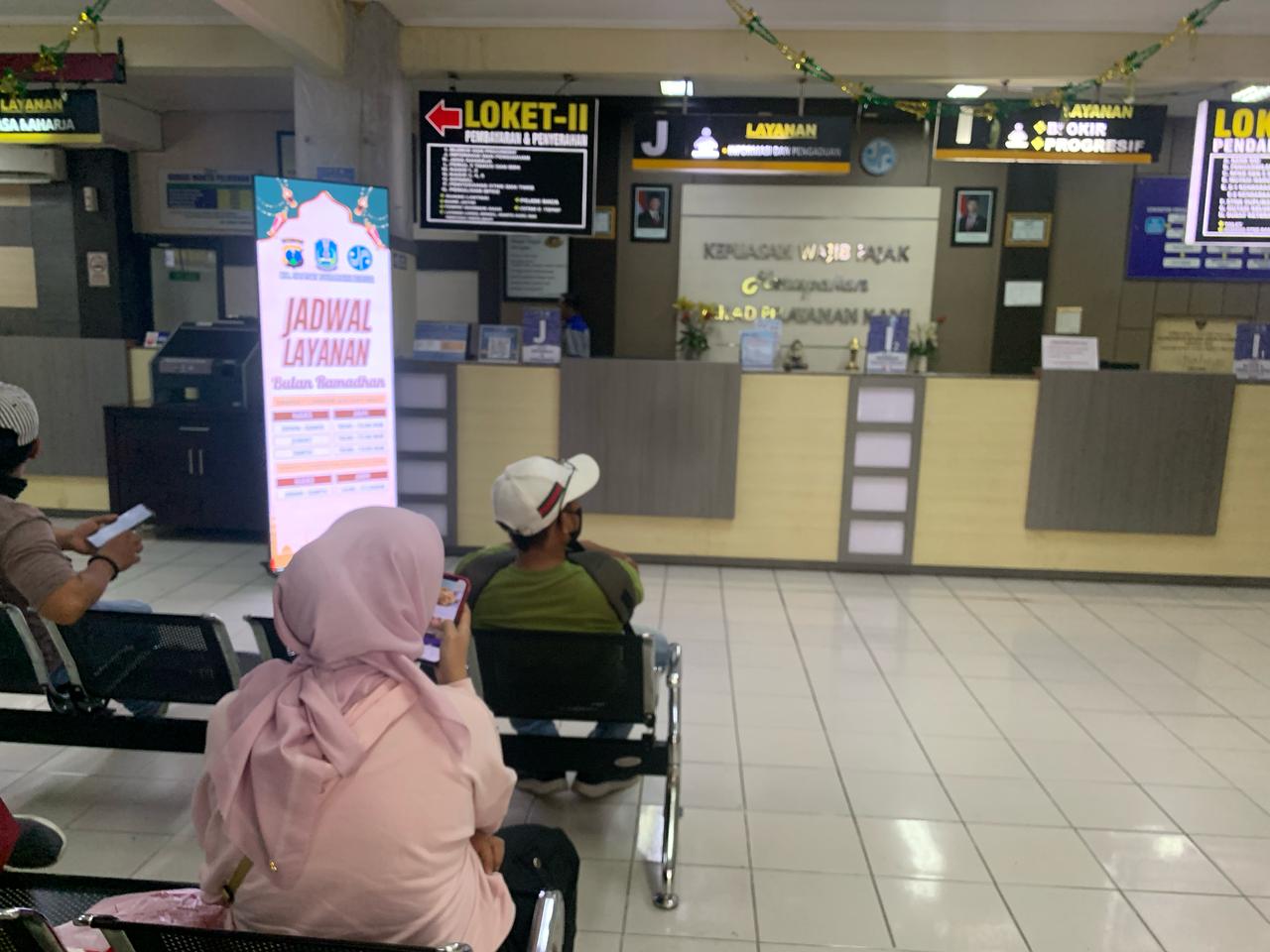 Samsat Manyar Tetap Jalani Pelayanan Prima Bagi Wajib Pajak di Bulan Suci Ramadhan